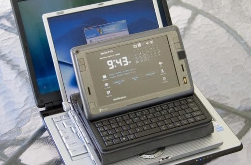 UMPC Shift by HTC (photo M Oryl) - ubiquitous computing
