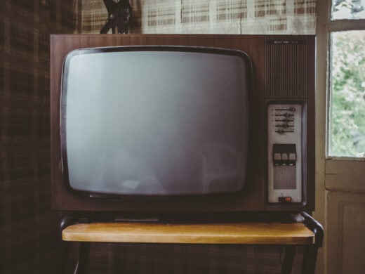 Online TV and radio: two revolutionary ways of staying tuned