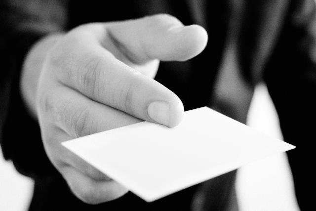 8 conseils pour réussir ses cartes de visite