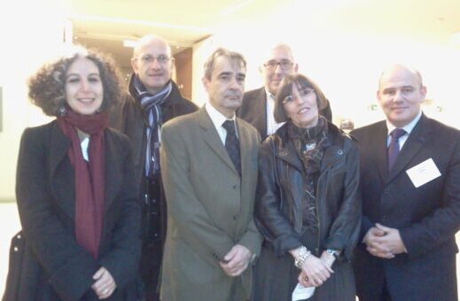 2011-01-25 17.23.11 (quelques uns) des signataires de la charte