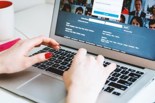 LinkedIn : vers une plus grande professionnalisation des usages